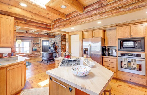 Walpole Cabin | Near Trails, Lakes & Slopes: Cabin in Walpole!