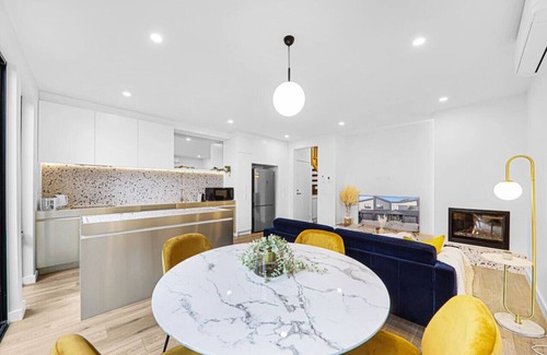 Brighton East House | Ned-2B2B-Effortless Bayside Living-Brighton East