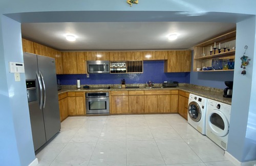 Orange Bay House | Negril Jamaica Beachfront house in Little Bay County Club , Pool , Free wifi A/C