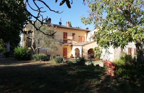 Colle di Val d'Elsa Apartment | Nel Chianti lungo la Francigena