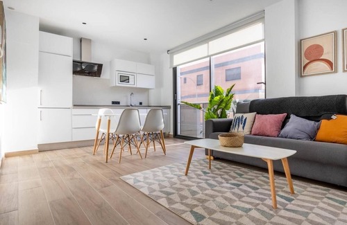 Huerta de Santa Teresa Apartment | Nervión Suites 2 - Vacacional Sevilla