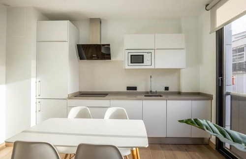 Huerta de Santa Teresa Apartment | Nervión Suites 2 - Vacacional Sevilla