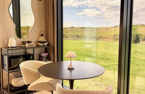 Hella House | Nest Retreat Iceland - Aurora