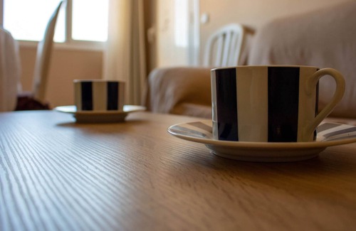 Mezquitilla Apartment | Netania´s home, 3 bedrooms 20 meters from the promenade