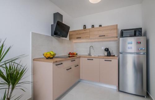 Vrbnik Apartment | Nevera 2