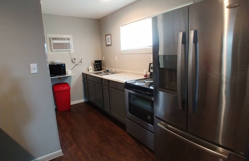 Milam Apartment | New 1 Bed 1 Bath Apartment with private Boat Slip/Full Kitchen/ Laundry Room