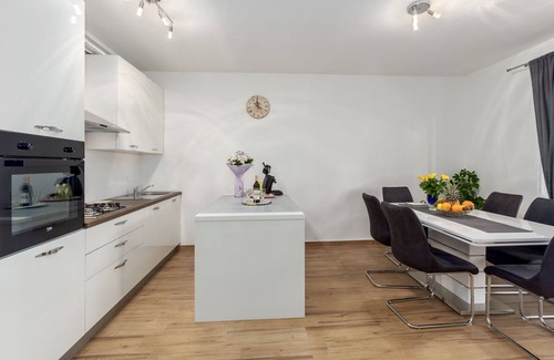Zbandaj Apartment | New 105m2 apartment in Porec