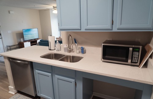 Indian Bayou Condo | NEW 1st floor condo by BEACH!
