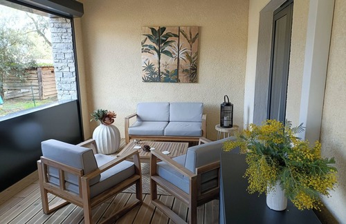 Pianotolli-Caldarello Apartment | New 2-4 pers apartment with loggia -Heated pool- seaside- near Bonifacio