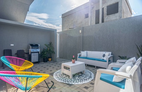 Washington Apartment | New 2 bed 2 bath Cass Bubali close to Eagle Beach!