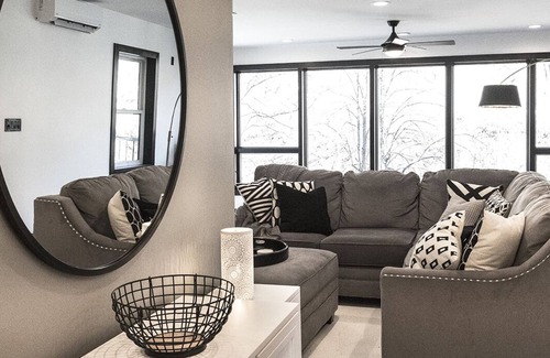 Mount Marion House | New 300 foot Private Waterfront. Modern 3 bedroom home, Kayaking Swimming