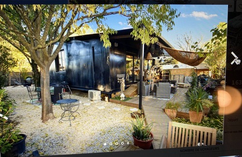 Robion House | new 4 pers enchantment Provencal new house luxury garden enclosed jacuzzi