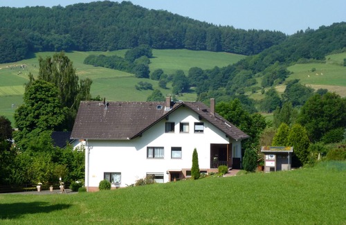 Altenlotheim Apartment | new 4 star apartment directly by national park Kellerwald-Edersee