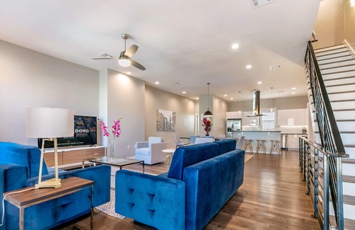 Mid-City Condo | New 4BR Townhouse in Bienville Villas
