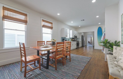 Galveston House | New! Amazing Downtown Location! Walk to Beach, Bars & Restaurants!