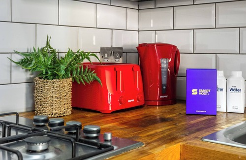 Haggerston Apartment | New! Amazing Stylish 1BR Apt in Hoxton, Shoreditch