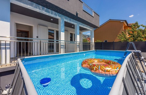 Tribalj House | New and modern villa with private pool, table football, BBQ, sunbathing area