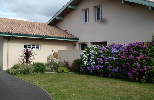 Angresse Apartment | new apartment in villa with independent entrance