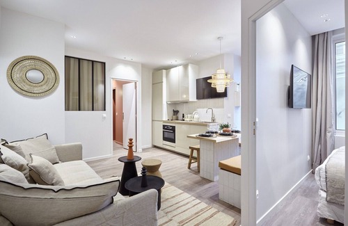 Quartier de l'Horloge Apartment | New Apartment Le Marais/Beaubourg
