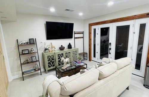 Almaden Apartment | New Apartment Unit Private in Amazing Location.