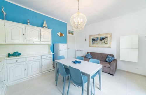 Imperia Apartment | NEW APARTMENT x5 PEOPLE IN VILLA WITH POOL HOT -HUB 2. KM FROM THE SEA