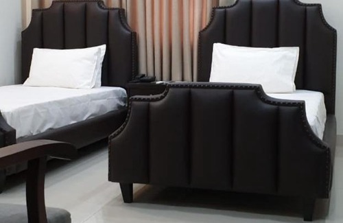 PECHS House | New Asaish Inn