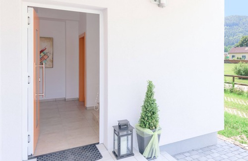 Unterburg am Klopeiner See Apartment | New stylish apartment on the sunny eastern shore of Lake Klopein.
