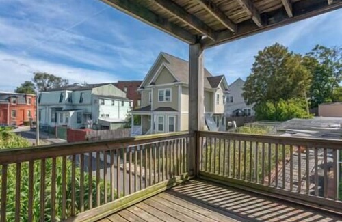 Dudley - Brunswick King Condo | NEW! Boston Condo Near MBTA, 3 Mi to Fenway! (U2)