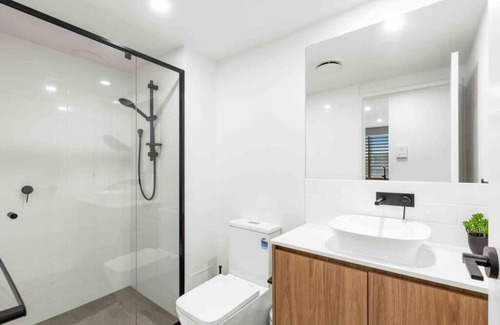 Sunshine Coast Apartment | New Boutique Apartment in the heart of Mooloolaba by BOXXLA
