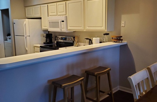 Pawleys Island Condo | New! Bright and Fresh True Blue Condo