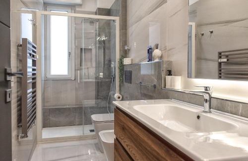 Gioia Apartment | New & Bright Balcony Flat by Central Station