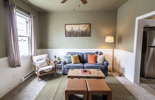 Butte House | NEW! Charming 2-bedroom house in Uptown Butte