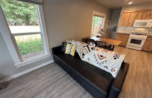Ogden House | New, Clean & Modern - Wasatch Mountain Escape