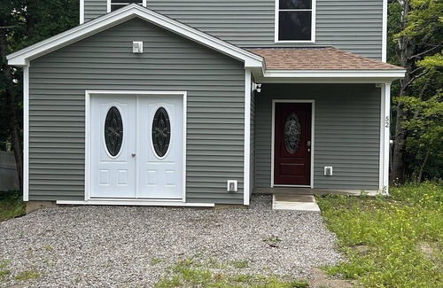 Camden House | New Colonial One Mile from Camden Harbor