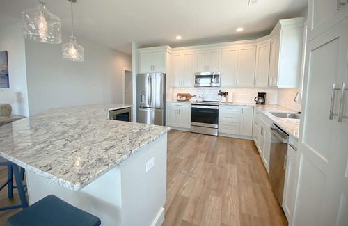 South End House | New Construction, Oceanfront Duplex with Incredible Views! 4BR/3.5BA