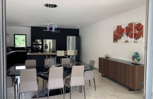 Les Restanques Villa | New contemporary villa with pool 5 minutes from the sea.
