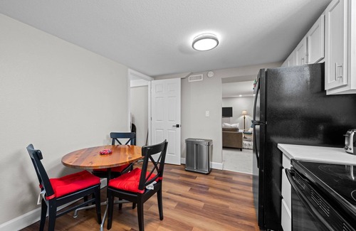 Aurora House | New! Cozy Lower-Level, Pet-friendly Retreat