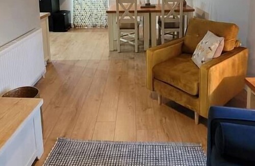 Lydney Apartment | NEW - Delightful Apartment - A Countryside Retreat