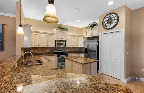 Estero Villa | NEW! Enjoy resort-style living in this 3-bedroom villa in adorable Estero!