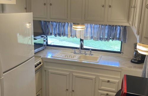 Iona House | NEW! Fort Myers beach RV Resort 2 bedroom 1 bat