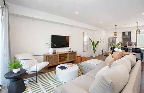 Stockton House | New Golden Hill City Charmernn