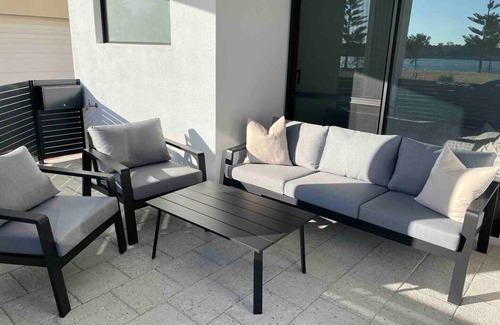 Mandurah Apartment | New Ground Floor 2 Bed/2 Bath Apartment Marina