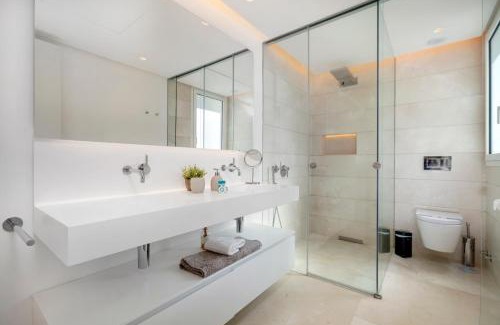Ojen Apartment | NEW ground floor 2 bedroom in Palo Alto RDR233