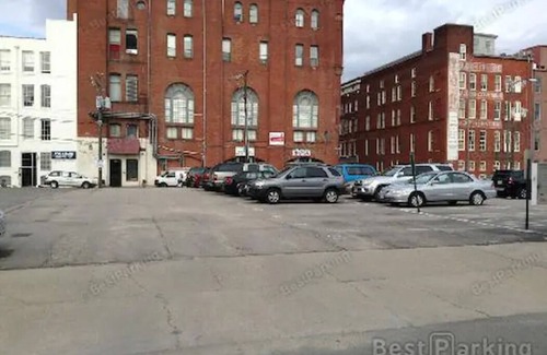 Monroe Ward Condo | New Heart of the Arts District Condo Downtown near MCV VCU Convention Center