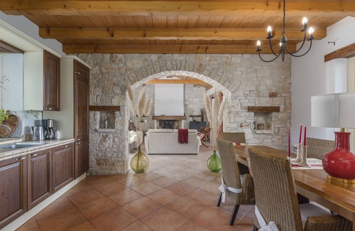 Buzet Villa | New, high quality stone villa with panoramic views - LAST MINUTE OFFERS!