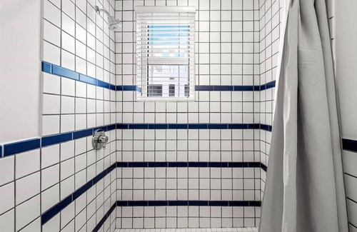 West Avenue Hotel | New! Hotel-Style Amenities, nr Downtown, Parks & Beach