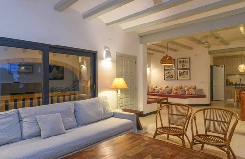 Javea House | New house: Heated swimming pool, large BBQ, 100MB wifi, air conditioning