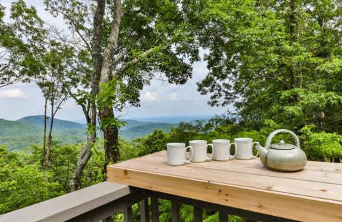 Big Canoe House | New in Big Canoe- Golf Lake & Mountain Views