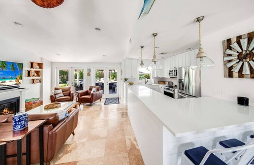Jupiter House | *New* Jupiter Breeze Haven