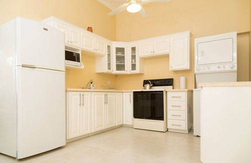 New Kingston Apartment | New Kingston Guest Apartment at Westbury